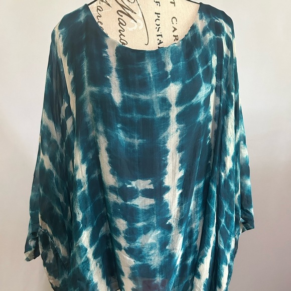 Scandal Teal Tie-Dye Women's Blouse. Tank under. One size. Made in Italy. - Picture 1 of 10